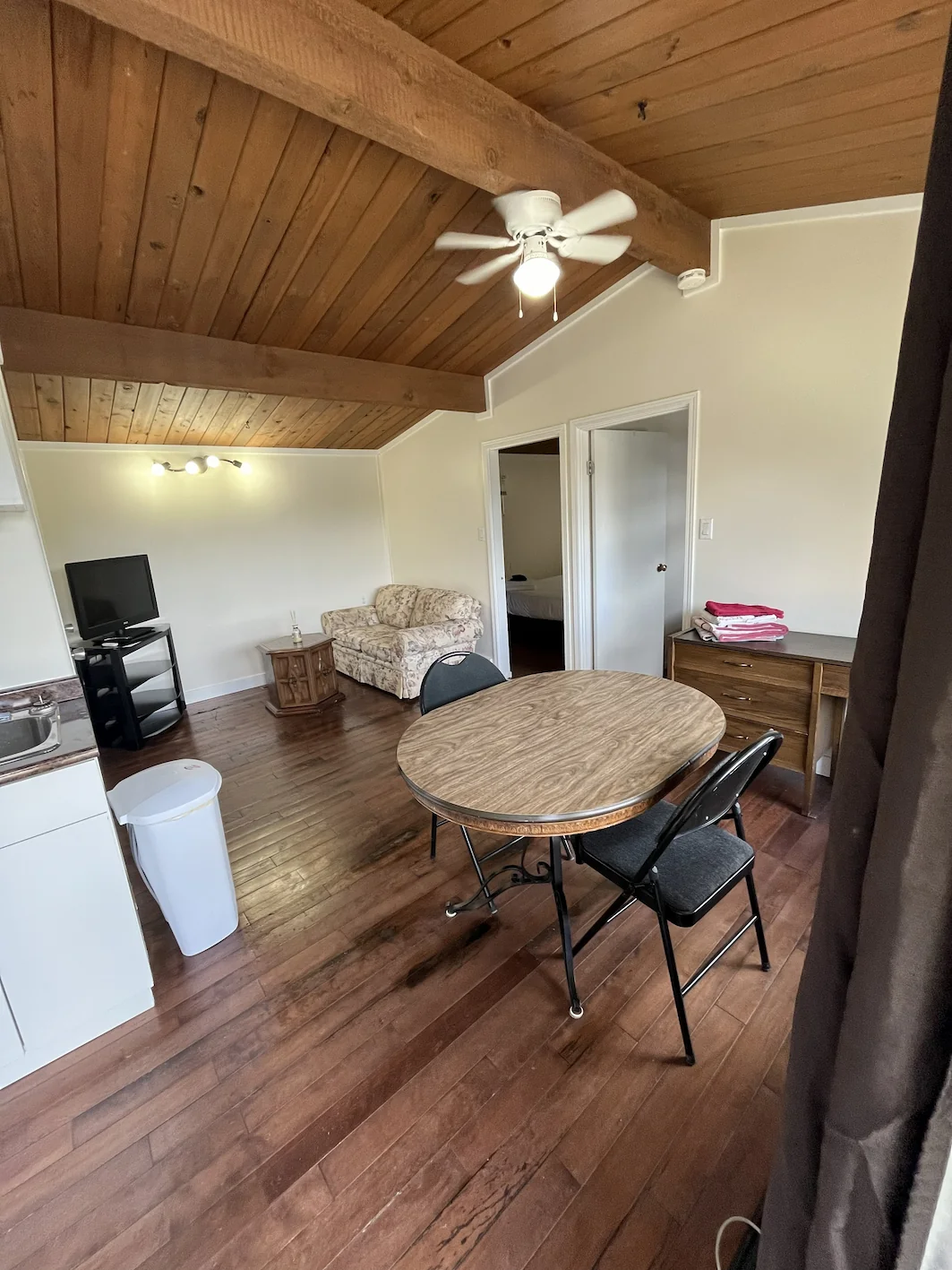 Louie Lake Cabin Kitchen